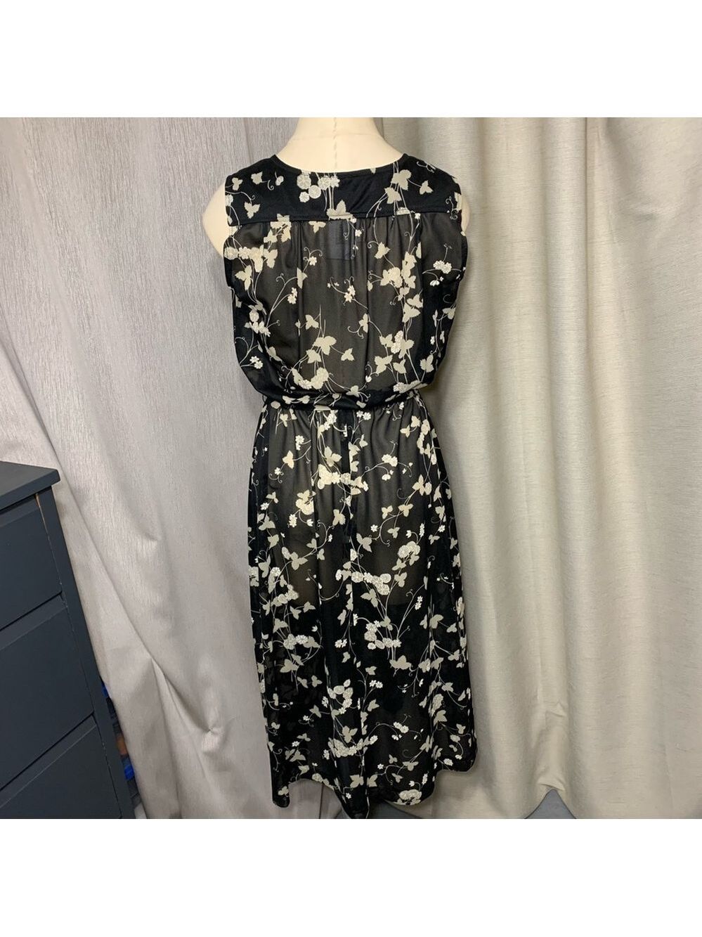 Vintage 70s Black Floral Sheer Midi Dress Sz10 (S-M) Belted Sleeveless Retro - Picture 9 of 11